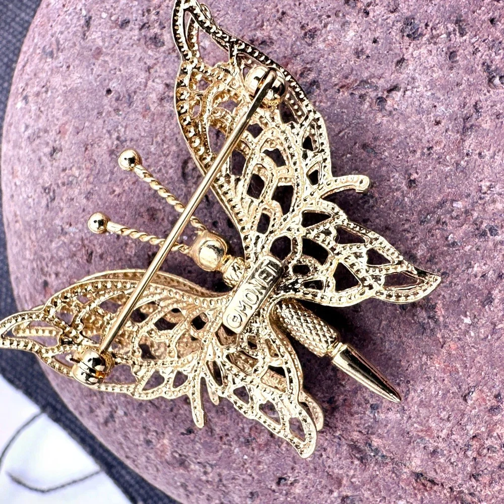 Vintage Monet Gold‎ Tone Butterfly Brooch Double Wing Filigree 1.5